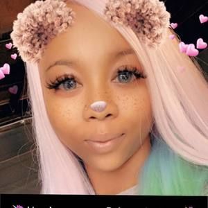 Meet your Posher, Kaycee